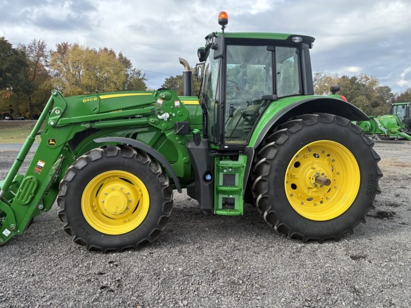 John Deere 6155M